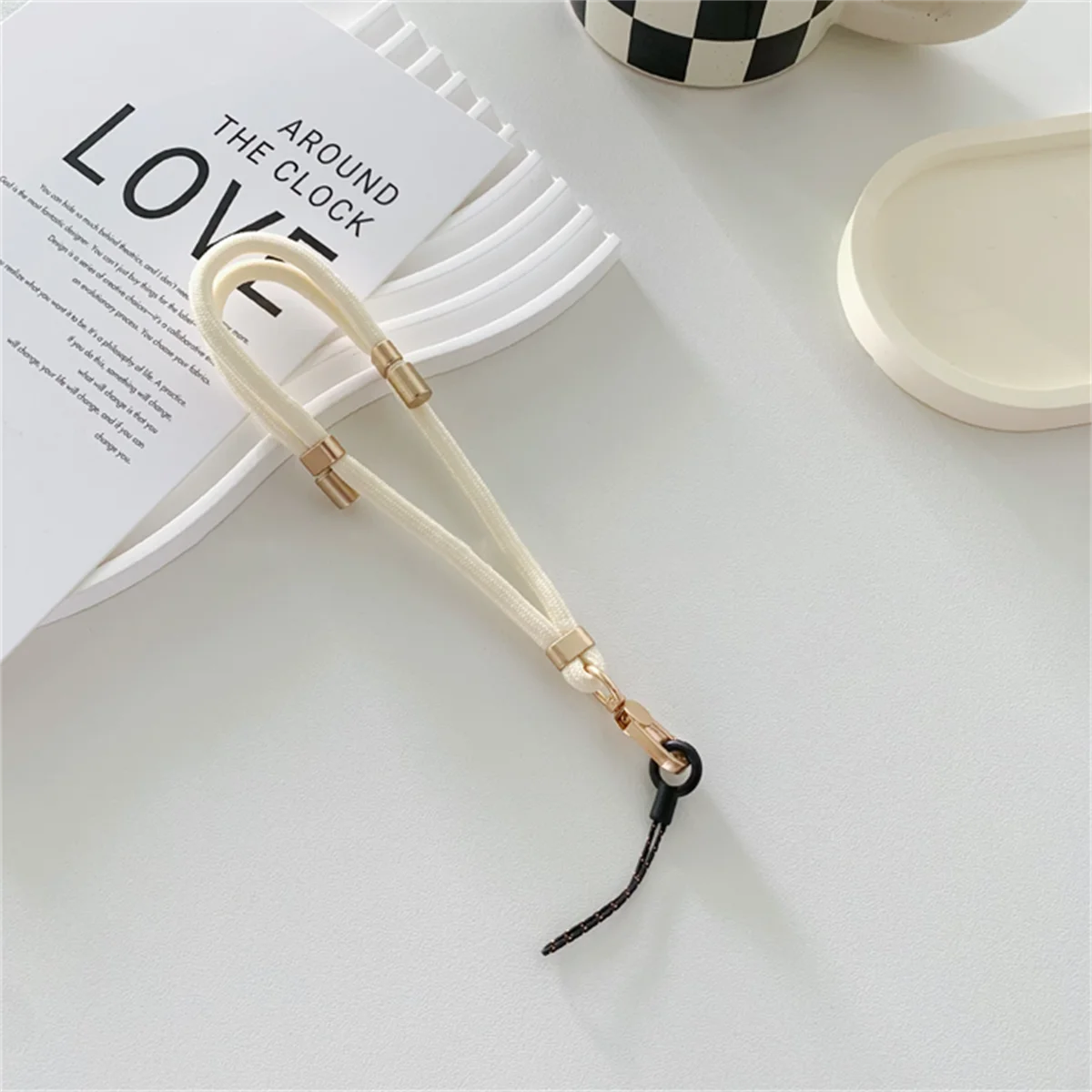 Luxury Metal Nylon Phone Lanyard Strap – Stylish Anti-Loss Wrist Rope & Keychain Accessory